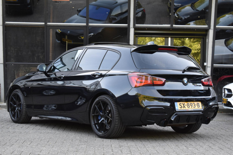 BMW 1-serie M140i High Executive Pano Camera Lane HK Leder NAP