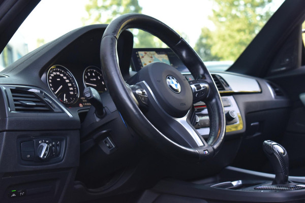 BMW 1-serie M140i High Executive Pano Camera Lane HK Leder NAP