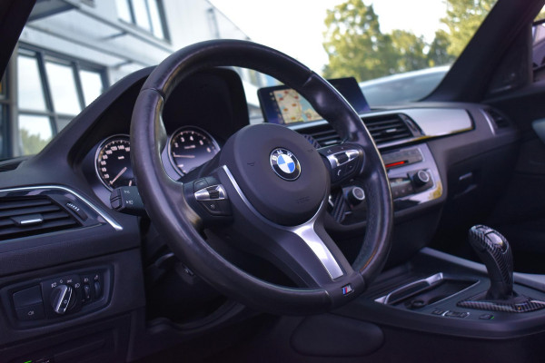 BMW 1-serie M140i High Executive Pano Camera Lane HK Leder NAP