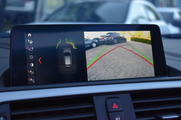 BMW 1-serie M140i High Executive Pano Camera Lane HK Leder NAP