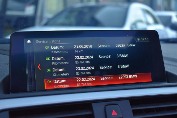 BMW 1-serie M140i High Executive Pano Camera Lane HK Leder NAP