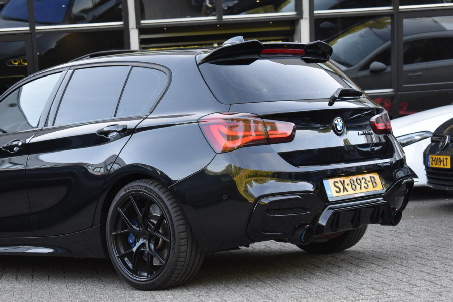 BMW 1-serie M140i High Executive Pano Camera Lane HK Leder NAP