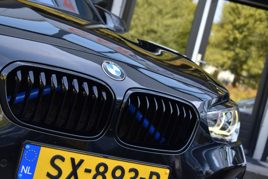 BMW 1-serie M140i High Executive Pano Camera Lane HK Leder NAP