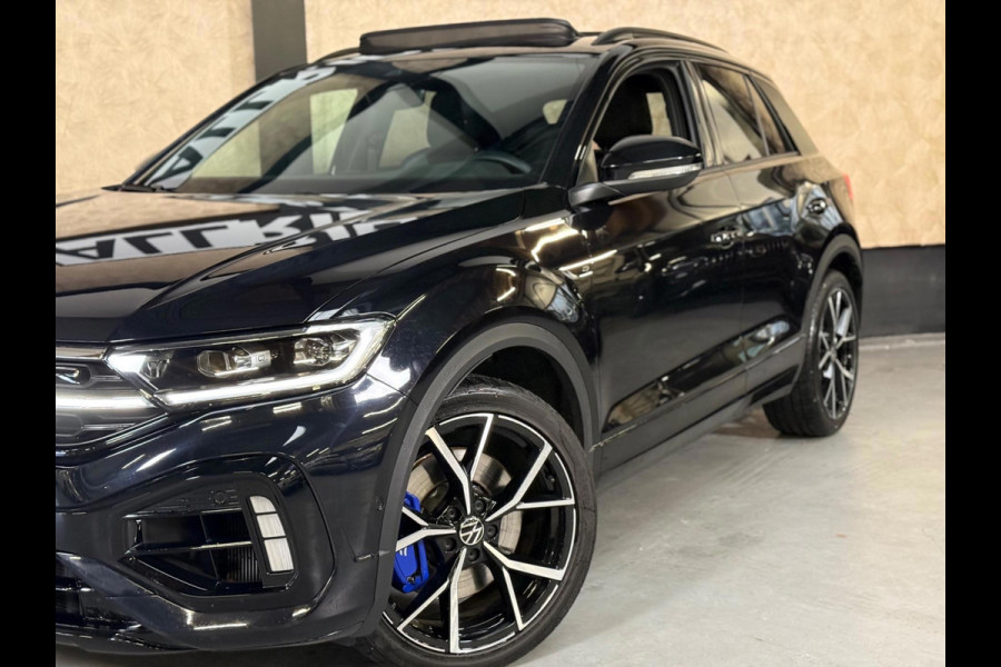 Volkswagen T-Roc 2.0 TSI 4Motion R | pano | keyless | Camera | CarPlay | ACC | stoel-/stuurverwarming Volkswagen T-Roc 2.0 TSI 4Motion R | pano | keyless | Camera | CarPlay | ACC | stoel-/stuurverwarming