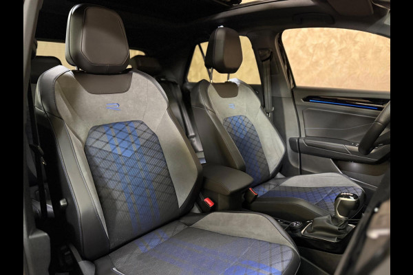Volkswagen T-Roc 2.0 TSI 4Motion R | pano | keyless | Camera | CarPlay | ACC | stoel-/stuurverwarming Volkswagen T-Roc 2.0 TSI 4Motion R | pano | keyless | Camera | CarPlay | ACC | stoel-/stuurverwarming