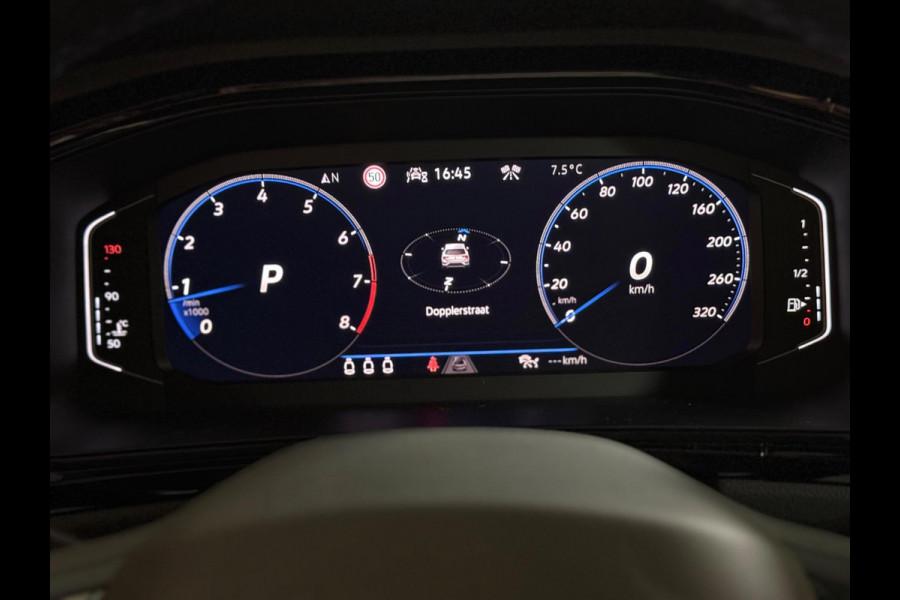 Volkswagen T-Roc 2.0 TSI 4Motion R | pano | keyless | Camera | CarPlay | ACC | stoel-/stuurverwarming Volkswagen T-Roc 2.0 TSI 4Motion R | pano | keyless | Camera | CarPlay | ACC | stoel-/stuurverwarming