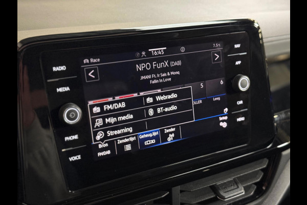 Volkswagen T-Roc 2.0 TSI 4Motion R | pano | keyless | Camera | CarPlay | ACC | stoel-/stuurverwarming Volkswagen T-Roc 2.0 TSI 4Motion R | pano | keyless | Camera | CarPlay | ACC | stoel-/stuurverwarming