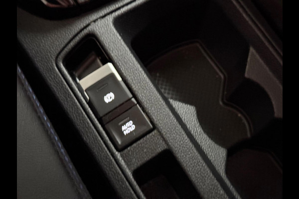 Volkswagen T-Roc 2.0 TSI 4Motion R | pano | keyless | Camera | CarPlay | ACC | stoel-/stuurverwarming Volkswagen T-Roc 2.0 TSI 4Motion R | pano | keyless | Camera | CarPlay | ACC | stoel-/stuurverwarming