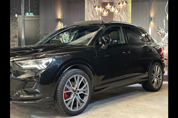 Audi Q3 35 TFSI|S-Line|PANO|BOMVOL!