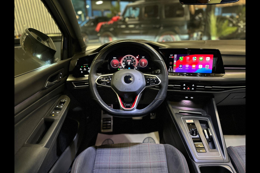 Volkswagen Golf 2.0 TSI GTI|PANO|NARDO|BOMVOL