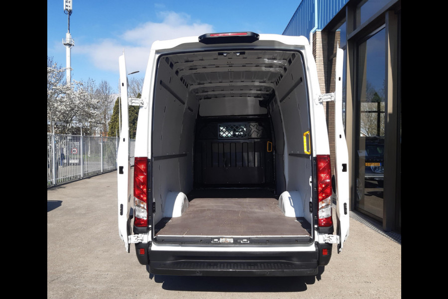Iveco Daily 35S16V L2H2 156Pk Airco Cruise control 1420 Kg laadvermogen