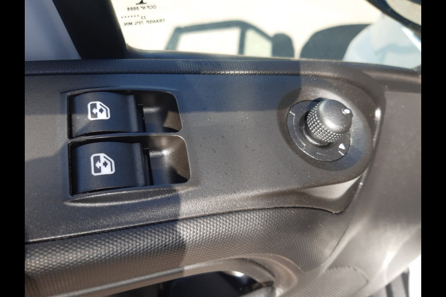 Iveco Daily 35S16V L2H2 156Pk Airco Cruise control 1420 Kg laadvermogen