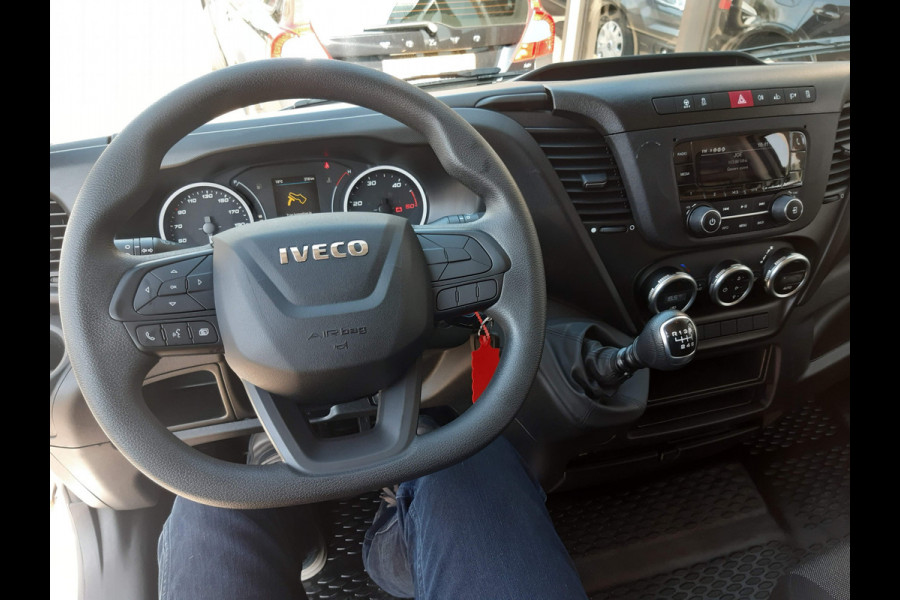 Iveco Daily 35S16V L2H2 156Pk Airco Cruise control 1420 Kg laadvermogen