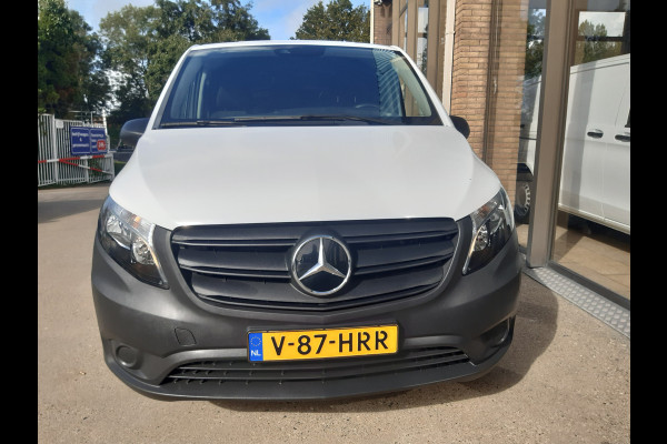 Mercedes-Benz eVito 112 - 66 kWh 290Km Range - Navi - Achteruitrijcamera