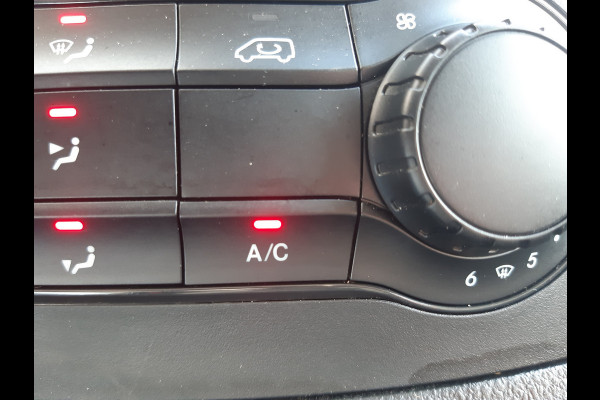 Mercedes-Benz eVito 112 - 66 kWh 290Km Range - Navi - Achteruitrijcamera