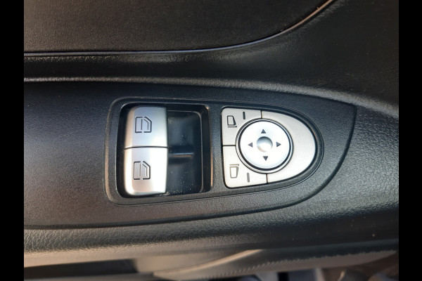 Mercedes-Benz eVito 112 - 66 kWh 290Km Range - Navi - Achteruitrijcamera