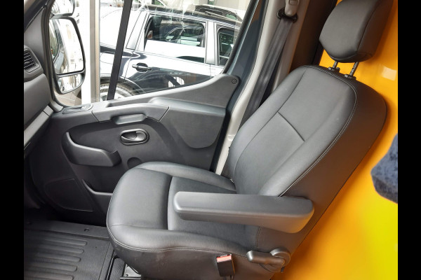 Renault Master T35 2.3 dCi 150 PK Energy Automaat Camera PDC