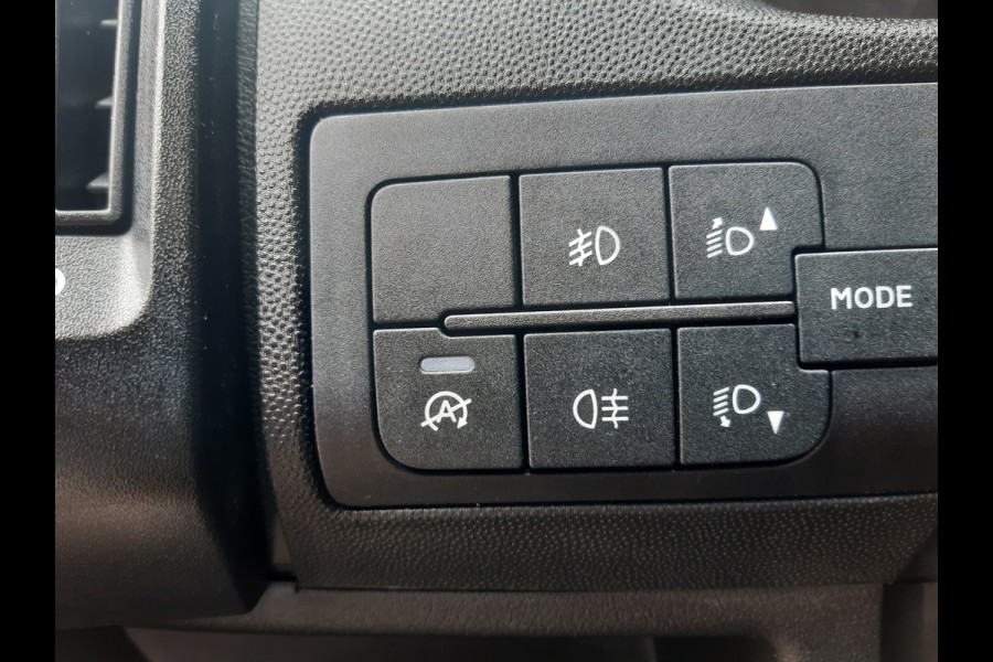 Peugeot Boxer 2.2 BlueHDI 140Pk L4H3 Extra hoogdak Airco Navi PDC Cruise control Achteruitrijcamera