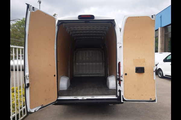 Peugeot Boxer 2.2 BlueHDI 140Pk L4H3 Extra hoogdak Airco Navi PDC Cruise control Achteruitrijcamera