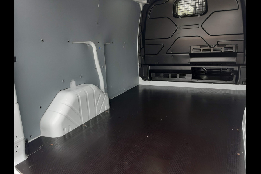 Ford Transit Custom 2.0 TDCI 130Pk / 96Kw Autm. Trend Airco Cruisecontrol Parkeersensors