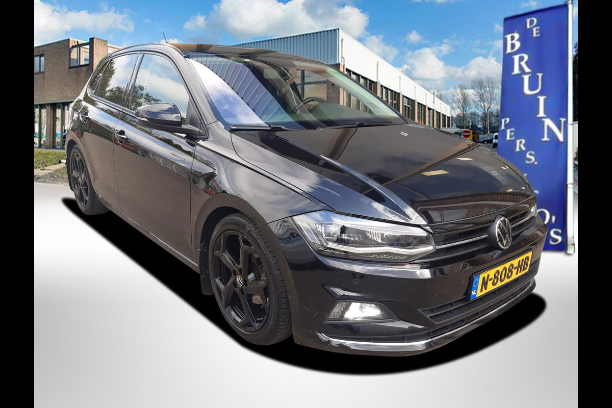 Volkswagen Polo 1.0 TSI Highline R Turbo 149Pk Navi Airco Cruisecontrol Achter Camera Volkswagen Polo 1.0 TSI Highline R Turbo 149Pk Navi Airco Cruisecontrol Achter Camera