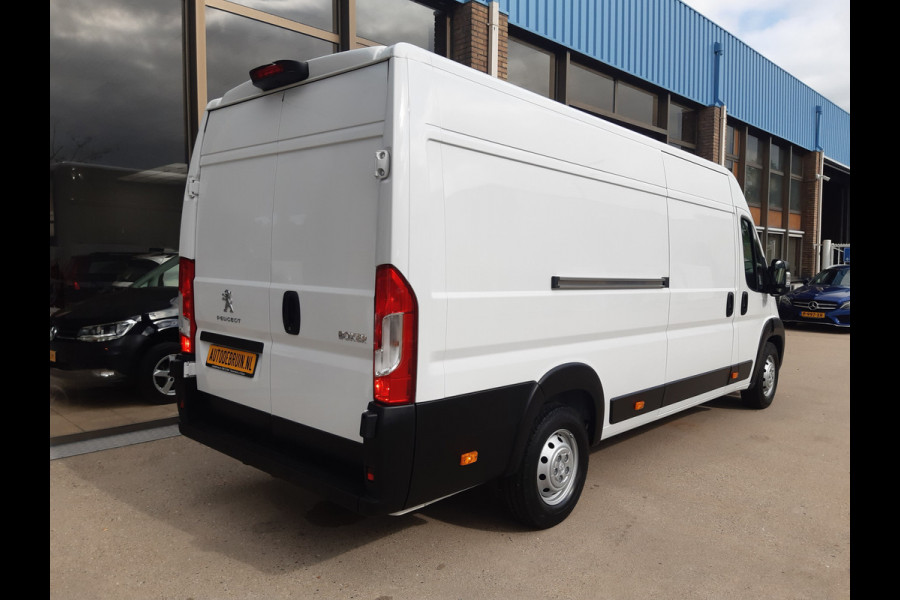 Peugeot Boxer 2.2 BlueHDI 140Pk L4H2 Airco Navi PDC Cruise control Achteruitrijcamera Peugeot Boxer 2.2 BlueHDI 140Pk L4H2 Airco Navi PDC Cruise control Achteruitrijcamera