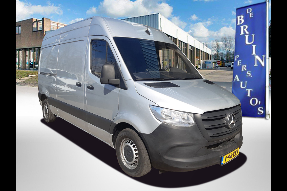 Mercedes-Benz Sprinter L2H2 103 Kw/ 140Pk Autm. Airco Achteruitrijcamera Parkeersensors