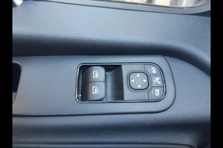 Mercedes-Benz Sprinter L2H2 103 Kw/ 140Pk Autm. Airco Achteruitrijcamera Parkeersensors