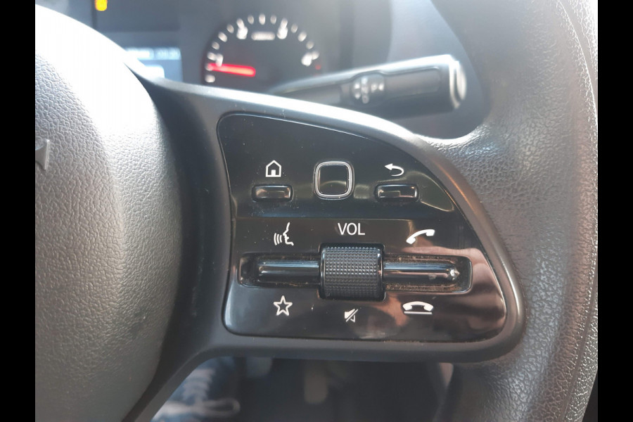 Mercedes-Benz Sprinter L2H2 103 Kw/ 140Pk Autm. Airco Achteruitrijcamera Parkeersensors