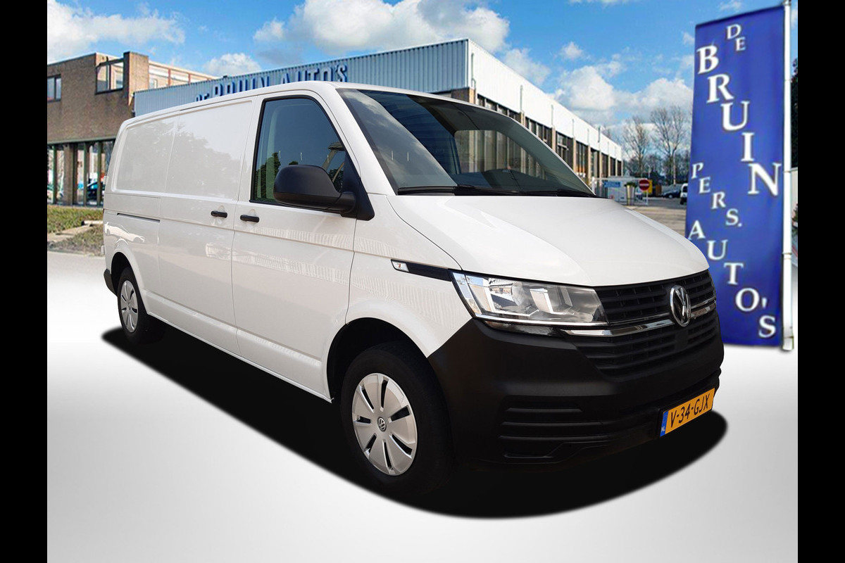 Volkswagen Transporter 2.0 TDI L2 30 Comfortline Nw model Airco Cruise control PDC Trekhaak 2200Kg Volkswagen Transporter 2.0 TDI L2 30 Comfortline Nw model Airco Cruise control PDC Trekhaak 2200Kg
