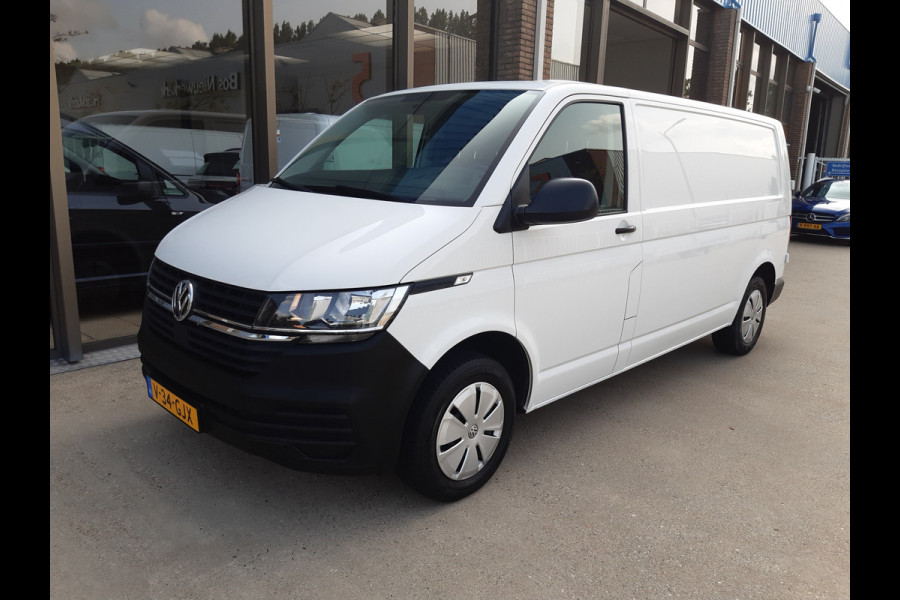 Volkswagen Transporter 2.0 TDI L2 30 Comfortline Nw model Airco Cruise control PDC Trekhaak 2200Kg