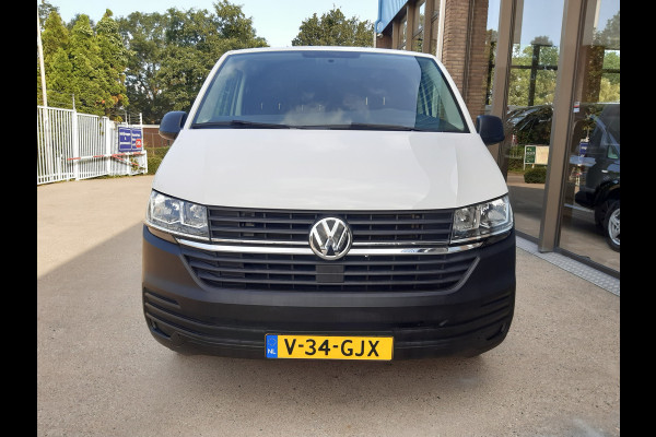 Volkswagen Transporter 2.0 TDI L2 30 Comfortline Nw model Airco Cruise control PDC Trekhaak 2200Kg