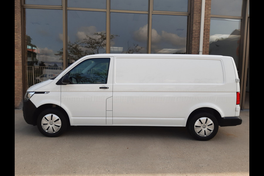 Volkswagen Transporter 2.0 TDI L2 30 Comfortline Nw model Airco Cruise control PDC Trekhaak 2200Kg