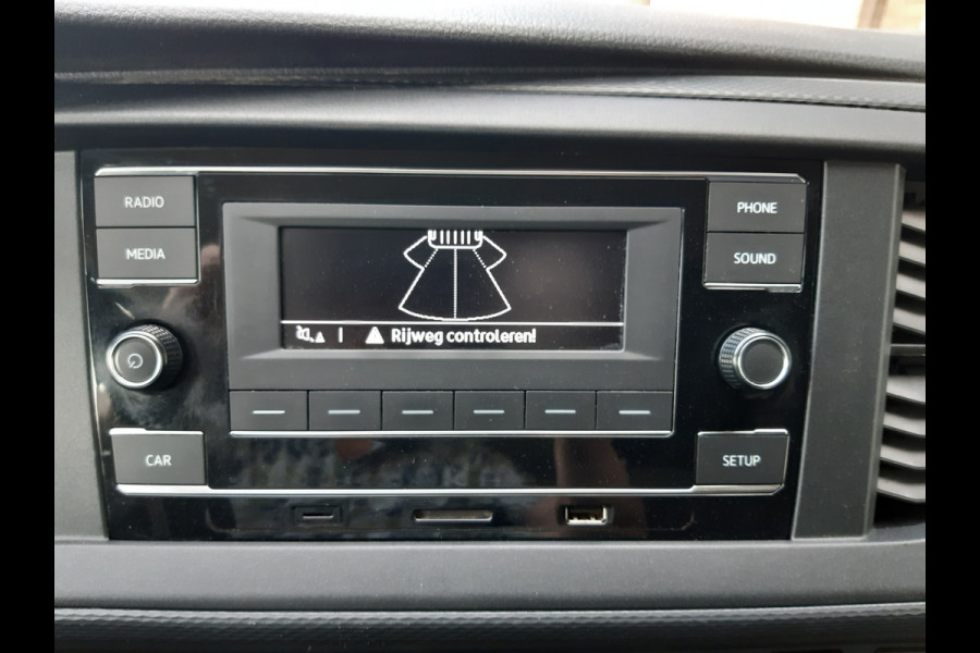 Volkswagen Transporter 2.0 TDI L2 30 Comfortline Nw model Airco Cruise control PDC Trekhaak 2200Kg