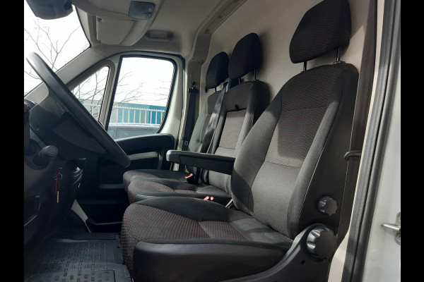 Peugeot Boxer 2.2 BlueHDi 140 Pk L2H2 Airco Cruise control Navigatie