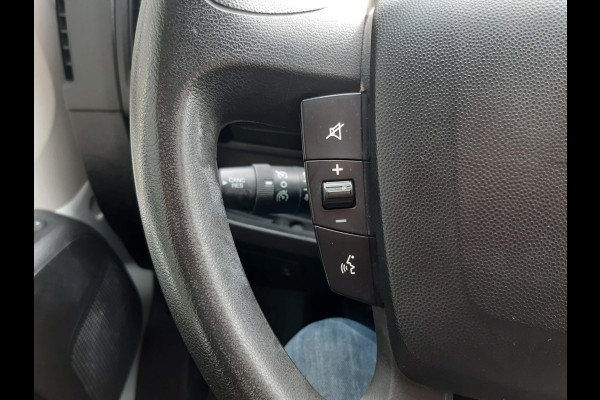 Peugeot Boxer 2.2 BlueHDi 140 Pk L2H2 Airco Cruise control Navigatie