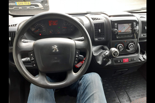 Peugeot Boxer 2.2 BlueHDi 140 Pk L2H2 Airco Cruise control Navigatie
