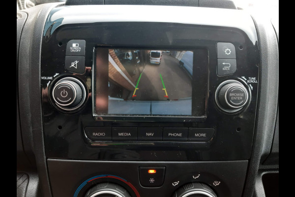 Peugeot Boxer 2.2 BlueHDi 140 Pk L2H2 Airco Cruise control Navigatie