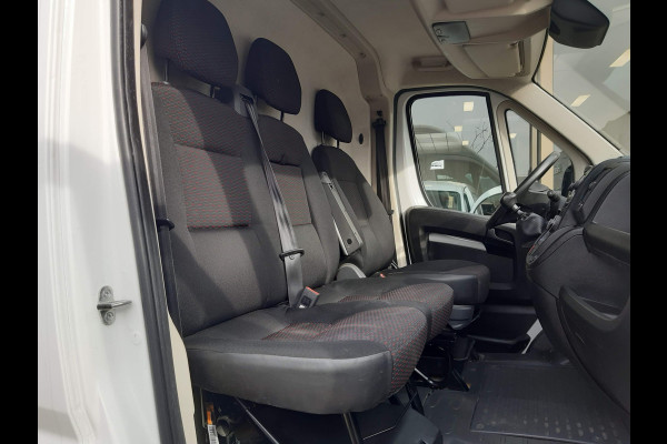 Peugeot Boxer 2.2 BlueHDi 140 Pk L2H2 Airco Cruise control Navigatie