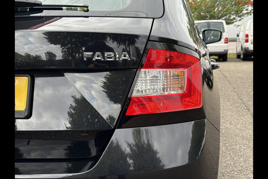 Škoda Fabia 1.0 TSI Ambition | NL-auto | 1e Eig | Navi | Airco | Cruisec. | PDC