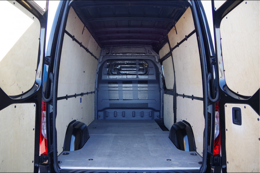 Mercedes-Benz Sprinter 319 3.0 CDI V6 L2H2 AUT. LED, 3.5T TREKHAAK, MBUX 10'', CAMERA, CRUISE, CLIMA, NAVI