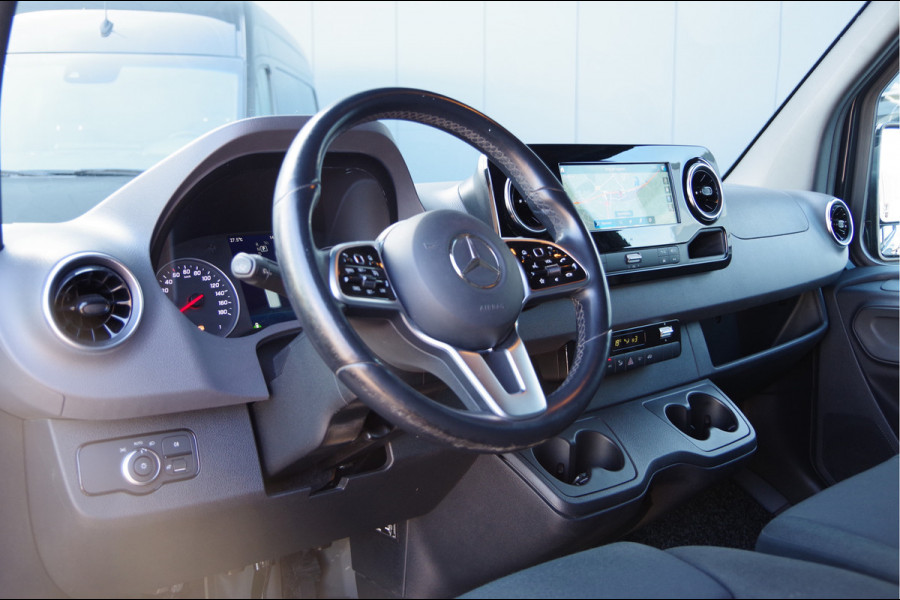 Mercedes-Benz Sprinter 319 3.0 CDI V6 L2H2 AUT. LED, 3.5T TREKHAAK, MBUX 10'', CAMERA, CRUISE, CLIMA, NAVI