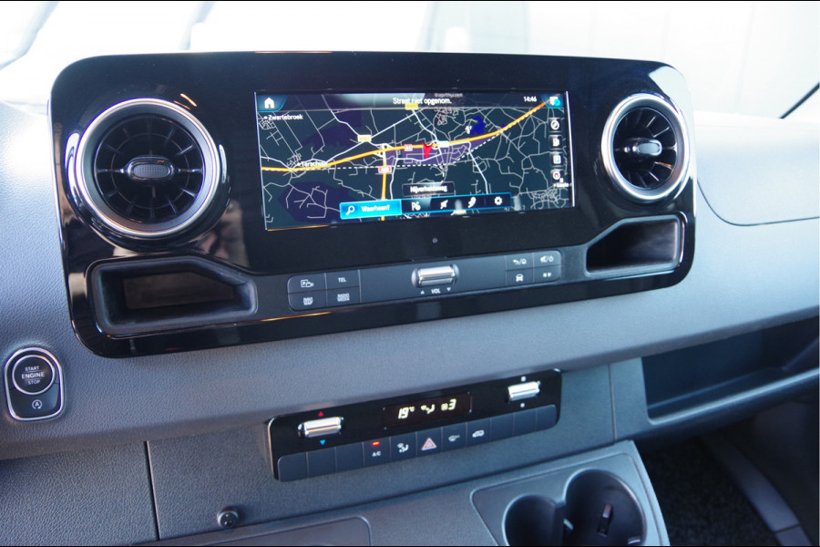 Mercedes-Benz Sprinter 319 3.0 CDI V6 L2H2 AUT. LED, 3.5T TREKHAAK, MBUX 10'', CAMERA, CRUISE, CLIMA, NAVI