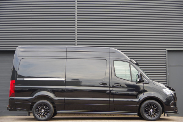 Mercedes-Benz Sprinter 319 3.0 CDI V6 L2H2 AUT. LED, 3.5T TREKHAAK, MBUX 10'', CAMERA, CRUISE, CLIMA, NAVI