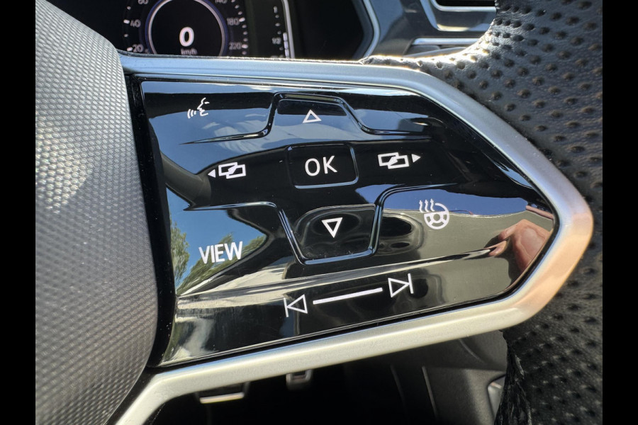 Volkswagen Tiguan 1.4 TSI eHybrid R-Line Business+ 245pk PHEV | Trekhaak | Panorama dak | Adaptieve Cruise | Achteruitrijcamera | Stoelverwarming | Virtuele cockpit | 1.800kg Trekgewicht ! Volkswagen Tiguan 1.4 TSI eHybrid R-Line Business+ 245pk PHEV | Trekhaak | Panorama dak | Adaptieve Cruise | Achteruitrijcamera | Stoelverwarming | Virtuele cockpit | 1.800kg Trekgewicht !