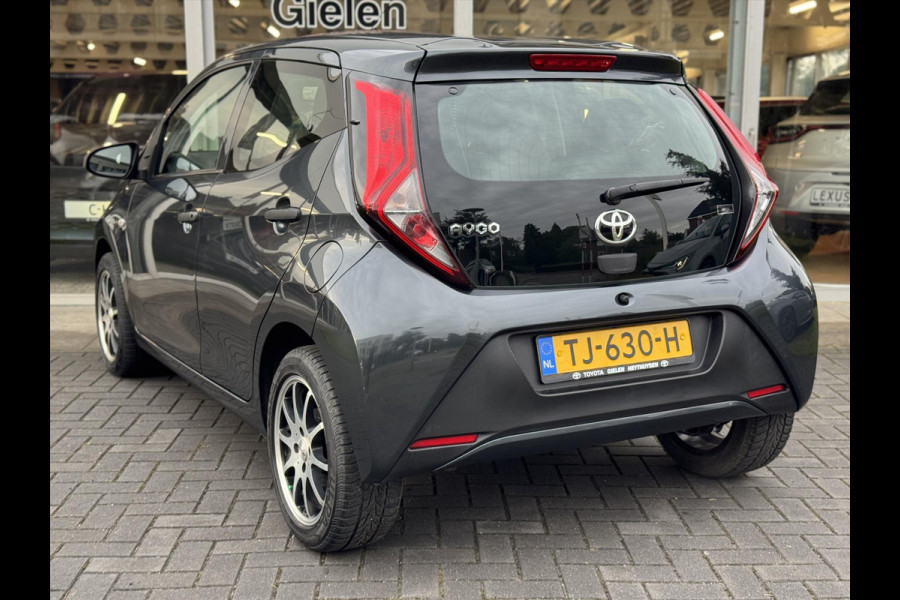 Toyota Aygo 1.0 VVT-i 72pk x-fun | Airco, Bluetooth, LM velgen, Elektrische ramen, Snelheidsbegrenzer