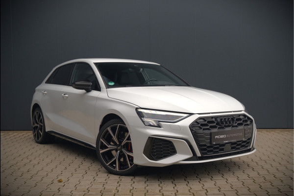 Audi A3 Sportback 45 TFSI e S edition Competition | S-Line | RS Seats | Stoelverwarming | Camera | Navigatie | Cruise Control | LED | Keyless | Virtual Cockpit | Apple Carplay | Parkeersensoren |
