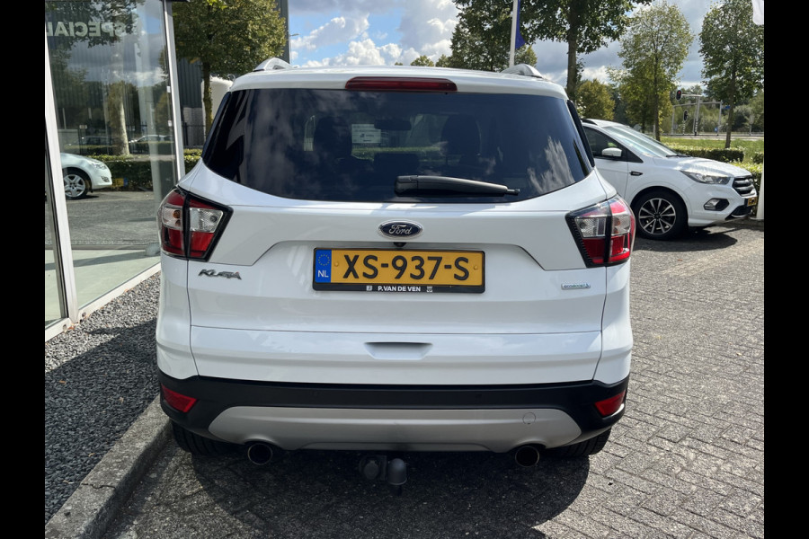 Ford Kuga 1.5 EcoBoost Titanium 150pk/110kW 6-bak WORDT VERWACHT EIND AUGUSTUS | Trekhaak | Camera | Bi-Xenon | Winter Pack | etc. etc.
