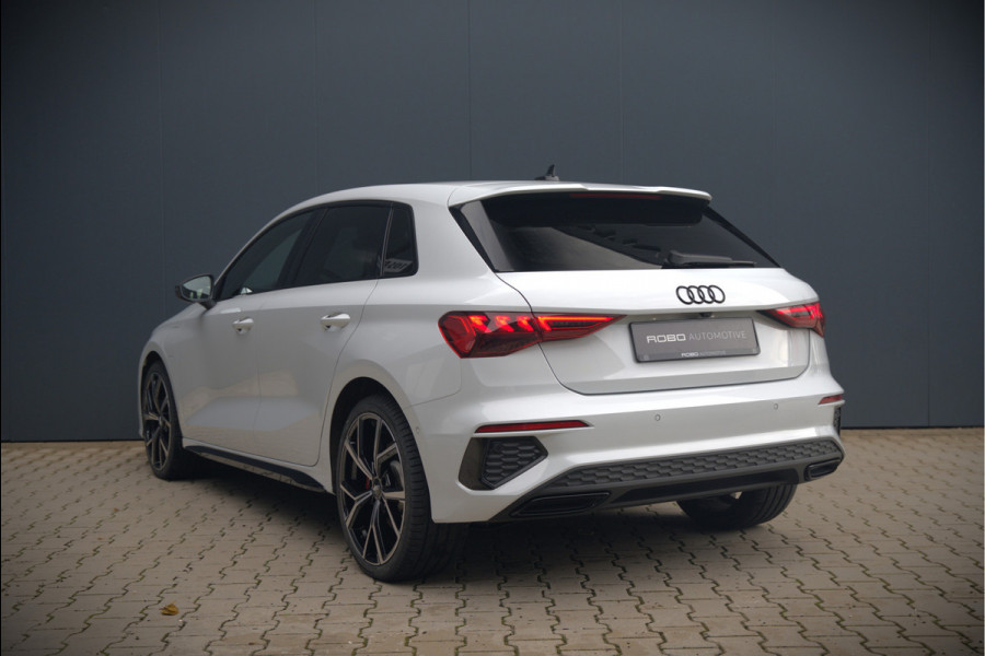 Audi A3 Sportback 45 TFSI e S edition Competition | S-Line | RS Seats | Stoelverwarming | Camera | Navigatie | Cruise Control | LED | Keyless | Virtual Cockpit | Apple Carplay | Parkeersensoren |