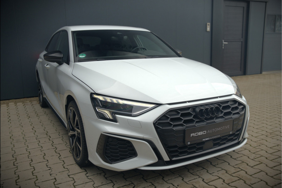 Audi A3 Sportback 45 TFSI e S edition Competition | S-Line | RS Seats | Stoelverwarming | Camera | Navigatie | Cruise Control | LED | Keyless | Virtual Cockpit | Apple Carplay | Parkeersensoren |